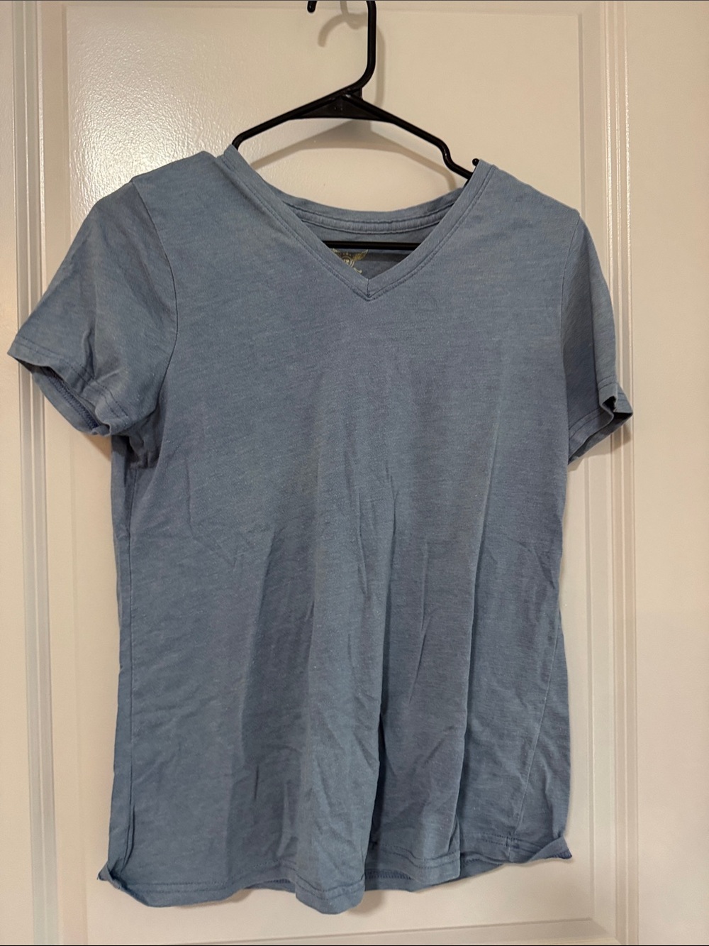 Faded Glory Light Blue V-Neck Short Sleeve Tee